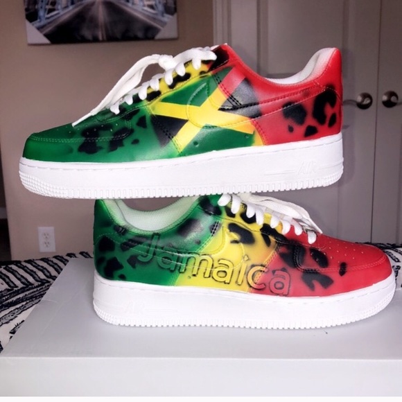 New Custom Jamaica 🇯🇲 AF-1’s men’s Sz 7 EUR 40 - Picture 1 of 9
